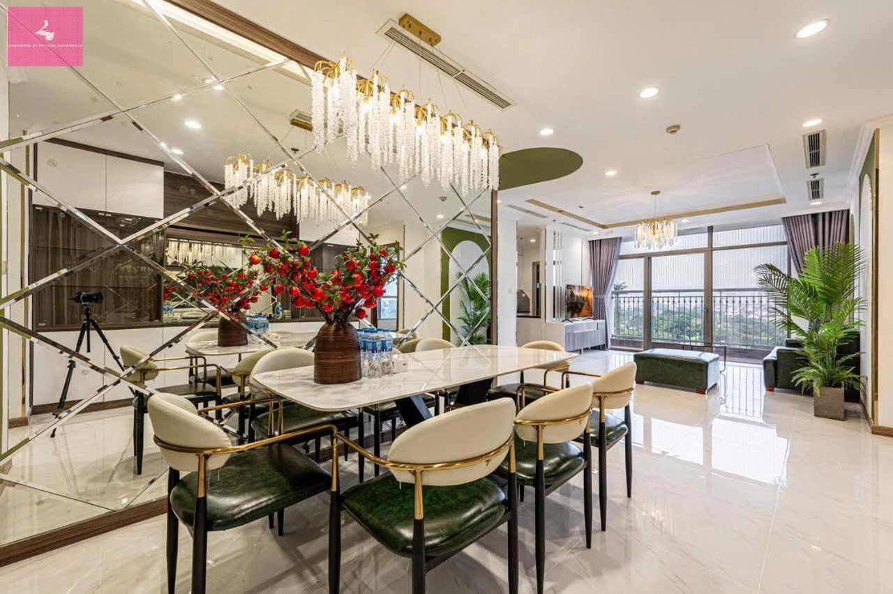 Landmark 81 Skyline Residences Apartment *